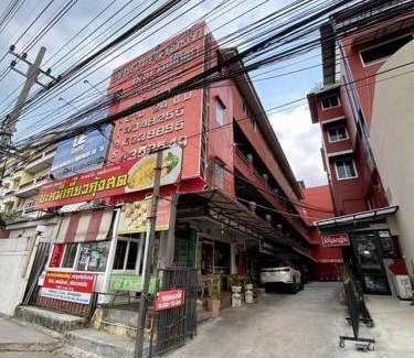Bang Phlat Apartment | 30 m² Apartment ∙ 1 bedroom ∙ 2 guests