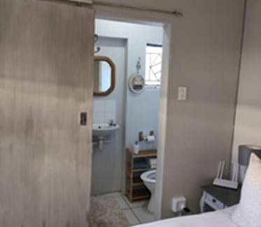 Oudtshoorn Apartment | 30 m² Apartment ∙ 1 bedroom ∙ 2 guests