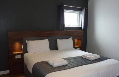 Chorlton-by-Backford House | 30 m² Farmhouse ∙ 3 guests