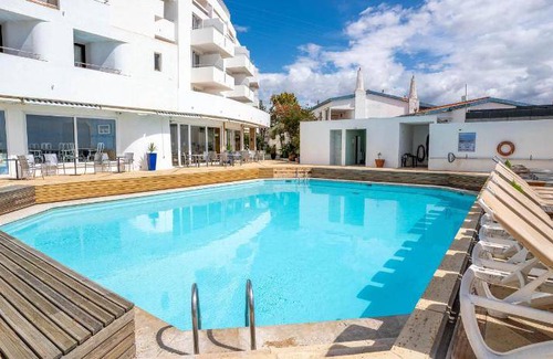 Albufeira Hotel | 30 m² Hotel ∙ 127 guests