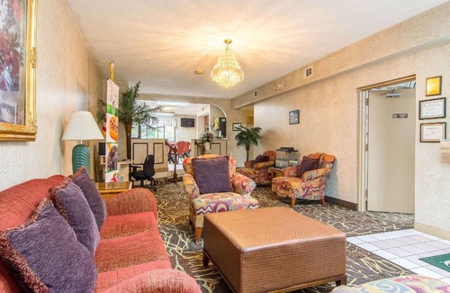 Flowery Branch Hotel | 30 m² Hotel ∙ 127 guests