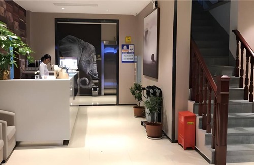 Zengdu District Hotel | 30 m² Hotel ∙ 3 bedrooms ∙ 10 guests