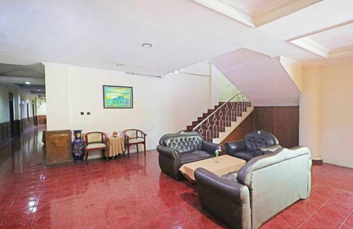 Sukabumi Hotel | 30 m² Hotel ∙ 3 guests