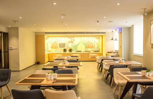 Huishan District Hotel | 30 m² Hotel ∙ 3 guests