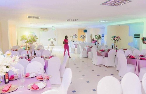 Cantonments Hotel | 30 m² Hotel ∙ 4 guests