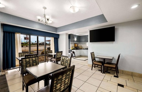 Mohawk Hotel | 30 m² Hotel ∙ 4 guests