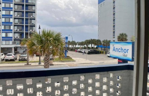 Downtown Myrtle Beach Hotel | 30 m² Hotel ∙ 4 guests