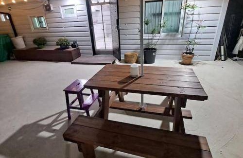 Chungmu House | 30 m² House ∙ 1 bedroom ∙ 2 guests