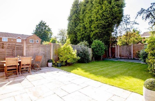 Fazeley House | 30 m² House ∙ 2 bedrooms ∙ 3 guests