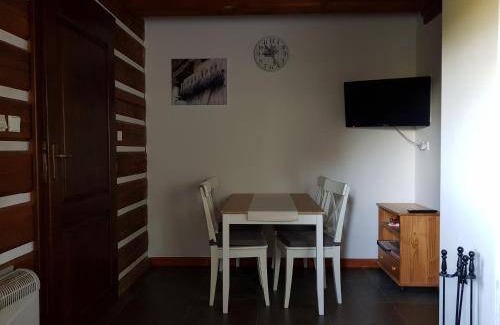 Zlata Olesnice Cabin | 30 m² Lodge ∙ 2 bedrooms ∙ 5 guests