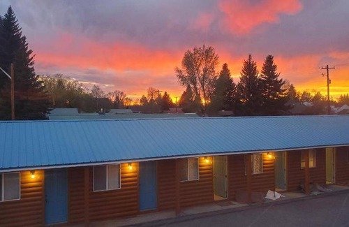Pinedale Hotel | 30 m² Motel ∙ 6 guests