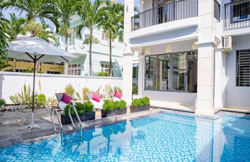 Hoi An City Centre Apartment | 30 m² Serviced apartment ∙ 6 bedrooms ∙ 16 guests