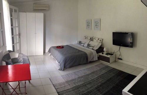 Cap Champagne Apartment | 30 m² Studio flat ∙ 1 bedroom ∙ 2 guests