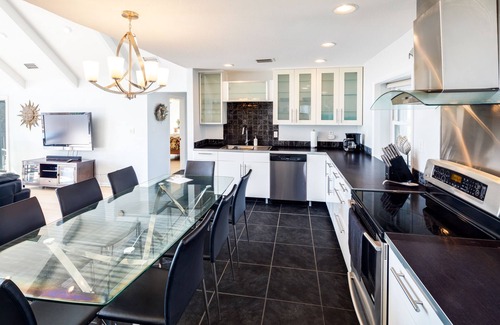 Sea Palm Village House | 30% OFF AUGUST 2025 WEEKS! 4 BR/2 BA, Heated Pool, Spa and Awesome Reviews!