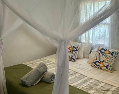 Jinja Bed & Breakfast | 30 Wilson