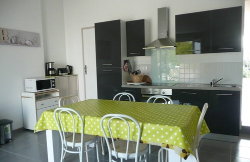 Saint-Pierre-d'Oleron House | 300 M from the sandy beach near Cotinière.