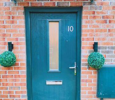 Bramcote Bed & Breakfast | 300 m² Bed and breakfast ∙ 1 bedroom ∙ 2 guests