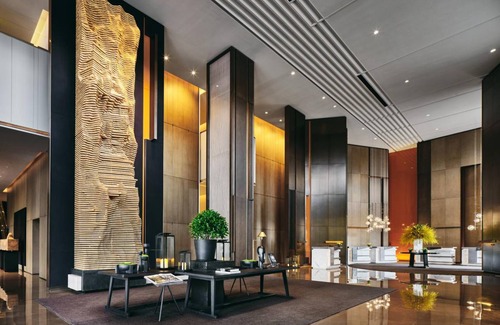 Weiyang Hotel | 300 m² Hotel ∙ 3 bedrooms ∙ 127 guests