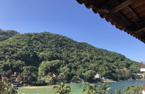 Boca de Tomatlan House | 300 m² House ∙ 2 bedrooms ∙ 12 guests