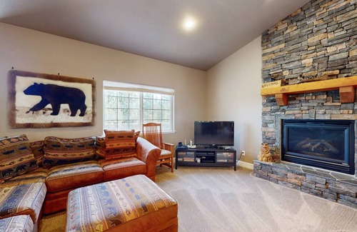 Mountain View Estates House | 300 m² House ∙ 4 bedrooms ∙ 8 guests