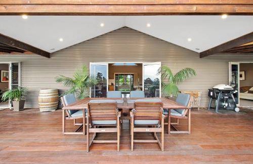 Keinbah House | 300 m² House ∙ 2 bedrooms ∙ 4 guests