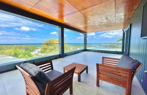 Wamberal House | 300 m² House ∙ 4 bedrooms ∙ 9 guests