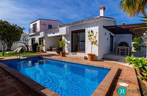 San Pedro de Alcantara House | 300 m² House ∙ 4 bedrooms ∙ 8 guests