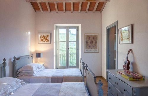 Matelica House | 300 m² House ∙ 4 bedrooms ∙ 8 guests