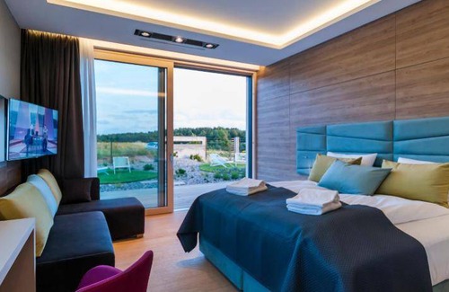 Mechelinki Resort | 300 m² Resort ∙ 7 bedrooms ∙ 19 guests