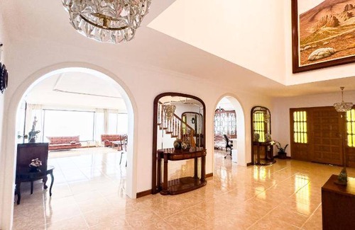 Montijos Resort | 300 m² Resort ∙ 10 bedrooms ∙ 20 guests