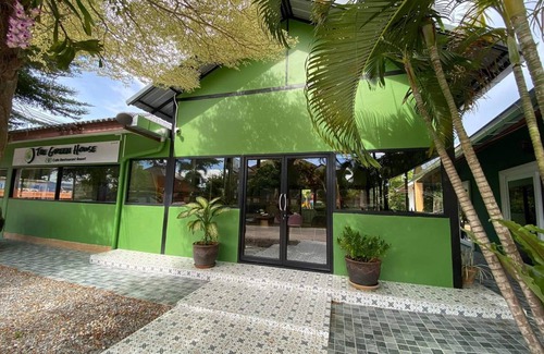Pong Resort | 300 m² Resort ∙ 5 bedrooms ∙ 10 guests