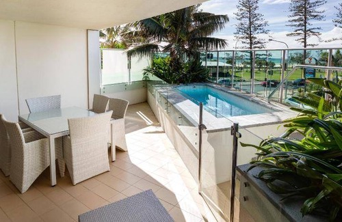 Coolangatta Apartment | 300 m² Serviced apartment ∙ 3 bedrooms ∙ 127 guests