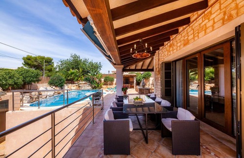 Cala Santany Villa | 300 m² Villa ∙ 4 bedrooms ∙ 8 guests