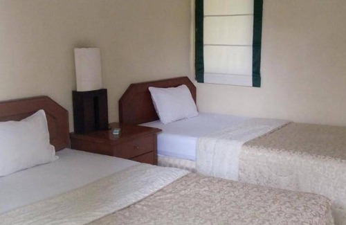 Tanjungjaya Villa | 300 m² Villa ∙ 4 bedrooms ∙ 10 guests