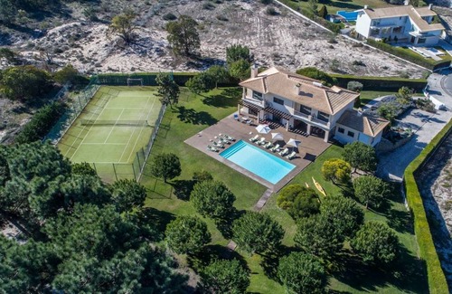 Carvalhal Villa | 300 m² Villa ∙ 5 bedrooms ∙ 11 guests