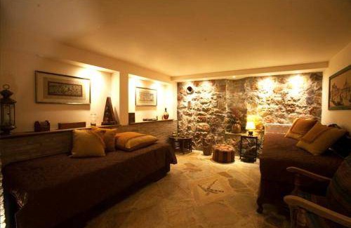 Thymari Villa | 300 m² Villa ∙ 6 bedrooms ∙ 10 guests