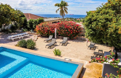 Marie Pampoen Villa | 300 m² Villa ∙ 4 bedrooms ∙ 6 guests