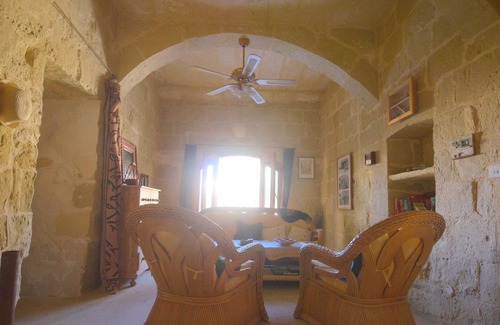 Ta' Għammar Other | 300 yo, 4 bedroom farmhouse with private pool