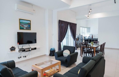 Kuala Selangor House | 3000 m² House ∙ 3 bedrooms ∙ 12 guests