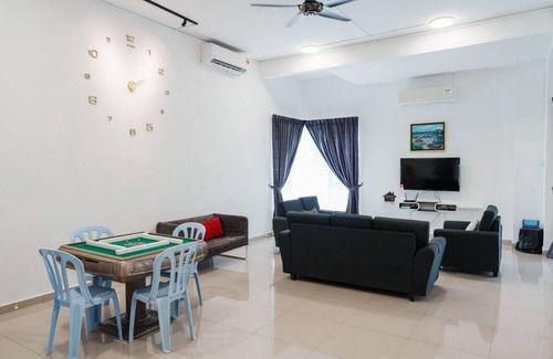 Kuala Selangor House | 3000 m² House ∙ 3 bedrooms ∙ 12 guests