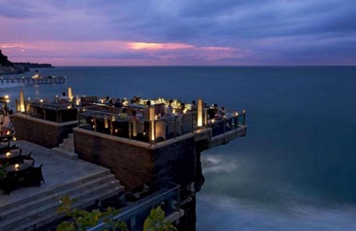 Jimbaran Bay Resort | 3000 m² Resort ∙ 3 bedrooms ∙ 127 guests