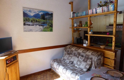 Les Contamines-Montjoie Apartment | 300m from ski slopes, 3rd floor, balcony, parking, tv, 29m², Les Contamines-Montjoie