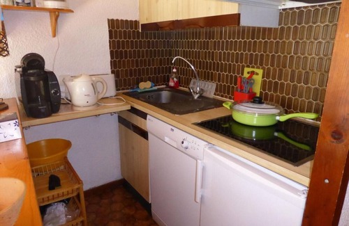 Les Contamines-Montjoie Apartment | 300m from ski slopes, 3rd floor, balcony, parking, tv, 29m², Les Contamines-Montjoie