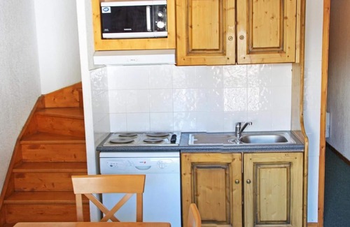 Val Cenis Apartment | 300m from resort center, fitness, swimming pool, balcony, tv, 30m², Val Cenis
