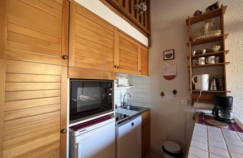 Le Super-Sauze Apartment | 300m from resort center, 6th floor, tv, 36m², Sauze - Super Sauze