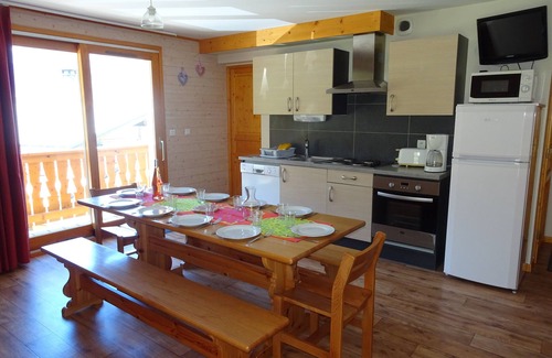 Valfrejus Apartment | 300m from the slopes apartment for 8 people in Valfréjus (Savoie)
