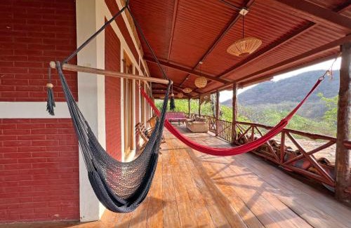 San Juan del Sur Apartment | 300m to beach/center: 2 bedr-2 bath & great views!