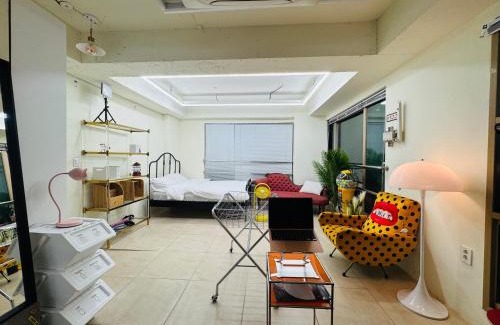 Seongsu Apartment | 301, Atelier Seongsu Riverside Loft Cherry Blossom Road Han River airport bus