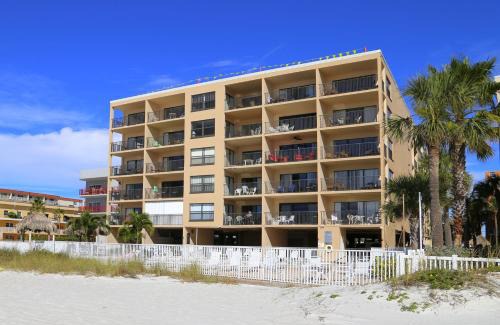 Madeira Beach House | 301 Sandy Shores Condos