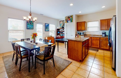 Santa Fe House | 302 m² House ∙ 3 bedrooms ∙ 10 guests